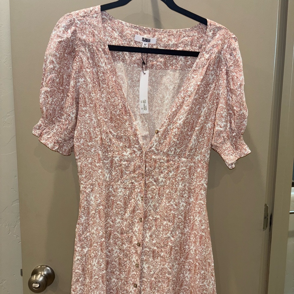 NWT BB Dakota Steve Madden Women’s Floral Midi Dress